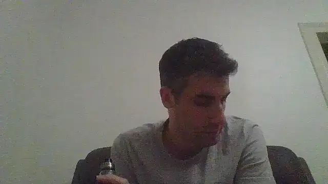 JulioIsHere4you online show from November 13, 4:06 pm