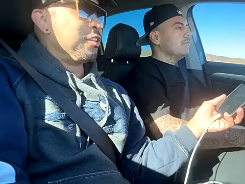 Snapshot of RiverTM chatting on October 10, 10:42 pm RiverTM online show from October 10, 10:42 pm