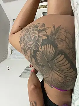 danilyns online show from March 27, 11:04 pm