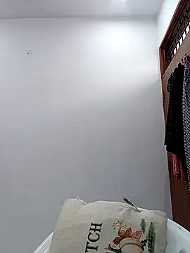 Snapshot of Your-vipasha chatting on February 24, 5:49 am Your-vipasha online show from February 24, 5:49 am