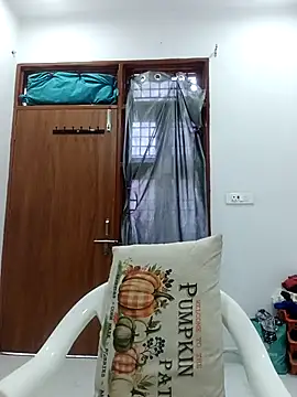 Snapshot of Your-vipasha chatting on April 18, 7:34 am Your-vipasha online show from April 18, 7:34 am