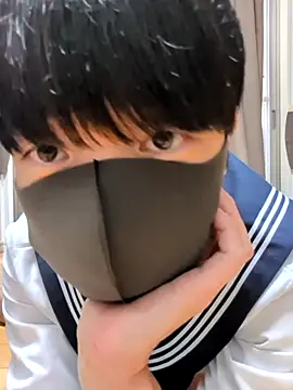 Snapshot of shin_brief chatting on October 3, 7:38 am shin brief online show from October 3, 7:38 am