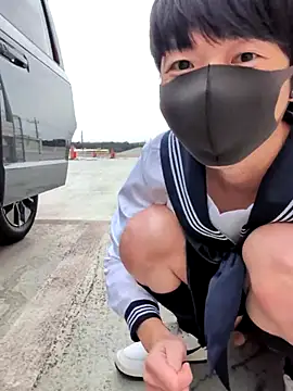 Snapshot of shin_brief chatting on March 2, 7:15 am shin brief online show from March 2, 7:15 am