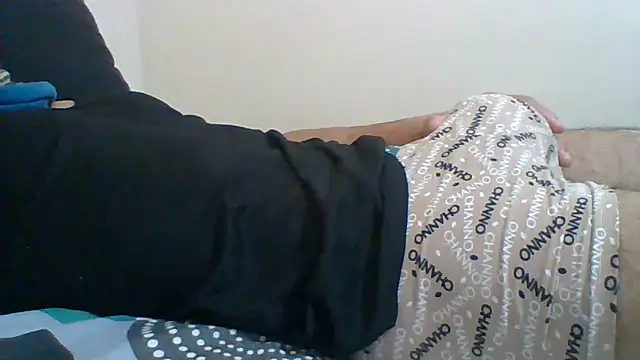 Snapshot of Osamabigdick7 chatting on June 29, 1:55 pm Osamabigdick7 online show from June 29, 1:55 pm