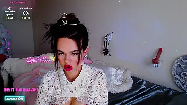Snapshot of Gia_Vibey chatting on May 28, 2:36 pm Gia Vibey online show from May 28, 2:36 pm