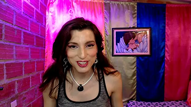 Snapshot of Moira-Hot chatting on January 7, 12:57 am Moira-Hot online show from January 7, 12:57 am