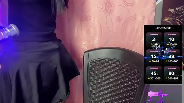 lau-hot online show from March 25, 8:15 pm