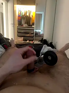 TheKevinboy online show from November 2, 8:06 am