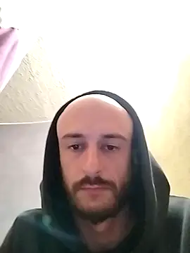 Snapshot of AlexLBR chatting on September 8, 8:19 pm AlexLBR online show from September 8, 8:19 pm