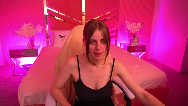 Snapshot of ShinyfromUa chatting on September 13, 1:11 pm ShinyfromUa online show from September 13, 1:11 pm