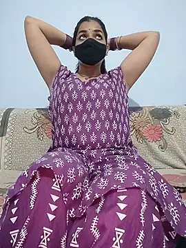 Snapshot of the_saavi chatting on July 13, 6:22 pm the saavi online show from July 13, 6:22 pm
