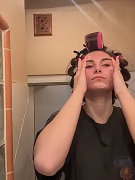 SophiiaStarr online show from February 28, 8:21 pm