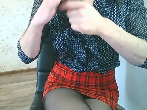 Snapshot of kristino4ka24 chatting on May 30, 12:46 pm kristino4ka24 online show from May 30, 12:46 pm