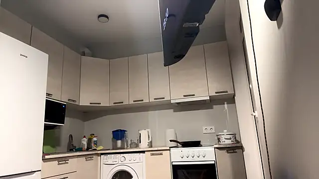 Denni Spilber online show from October 27, 4:11 pm