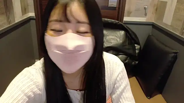 Ema-- online show from November 12, 10:15 am