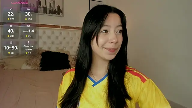 Zoe Xra online show from June 17, 8:21 pm