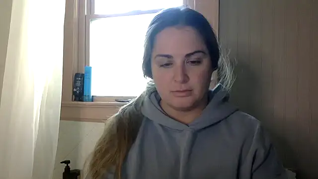 Snapshot of Boujeebonlyfan chatting on October 27, 1:37 pm Boujeebonlyfan online show from October 27, 1:37 pm