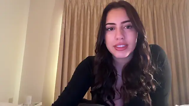 Snapshot of sieeena chatting on June 10, 10:08 pm sieeena online show from June 10, 10:08 pm