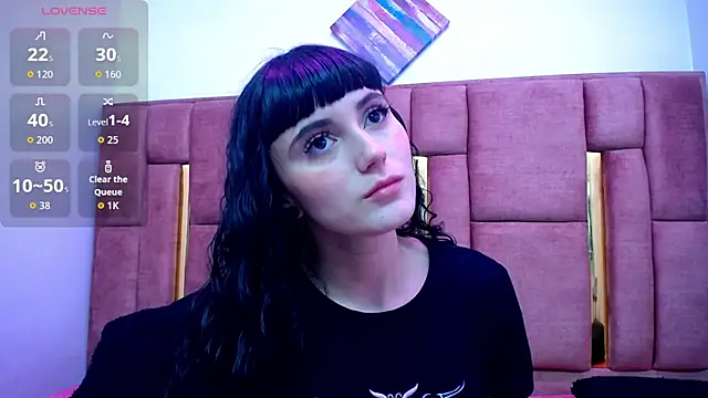 XBODTRIIPX online show from November 12, 2:45 am