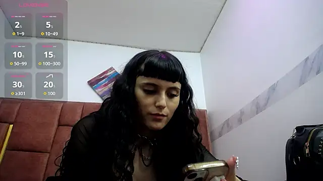 XBODTRIIPX online show from February 3, 8:36 pm