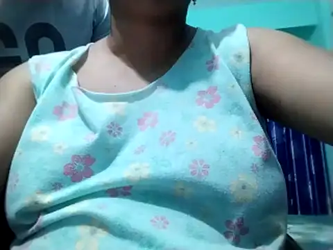 Snapshot of your-shapna chatting on May 2, 4:12 pm your-shapna online show from May 2, 4:12 pm