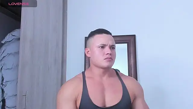 KingLevi01 online show from October 11, 9:02 pm