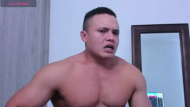 KingLevi01 online show from October 20, 9:59 pm