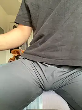 Snapshot of Pikachu19yo chatting on November 3, 10:42 pm Pikachu19yo online show from November 3, 10:42 pm