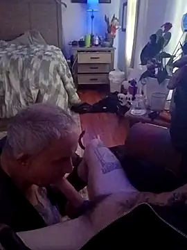 Mrluckstick online show from September 16, 8:43 pm