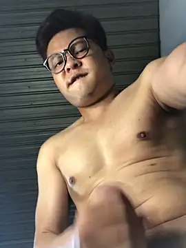 datnguyenvn online show from February 10, 11:31 pm