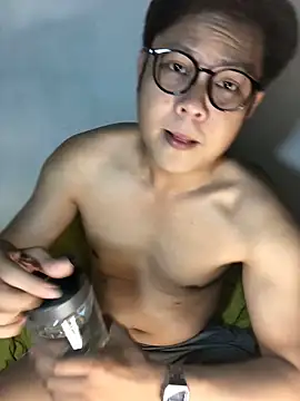 datnguyenvn online show from March 27, 2:28 am