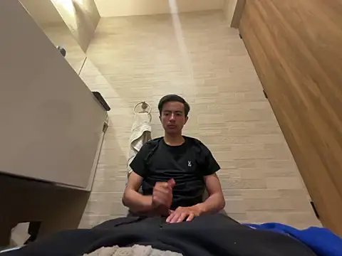 Snapshot of hornymagicalonso chatting on March 4, 7:58 am hornymagicalonso online show from March 4, 7:58 am