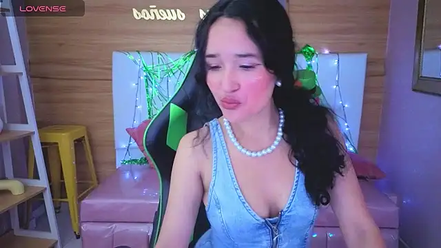 bella vibess s online show from March 20, 12:43 pm