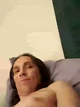 Snapshot of Cummingsfull chatting on December 21, 3:36 am Cummingsfull online show from December 21, 3:36 am
