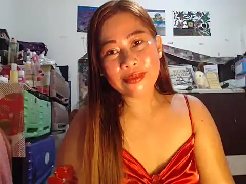 Snapshot of filipina_beauty chatting on February 14, 1:57 am filipina beauty online show from February 14, 1:57 am