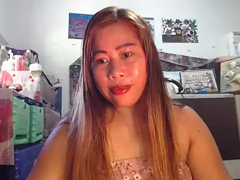 Snapshot of filipina_beauty chatting on February 21, 1:17 am filipina beauty online show from February 21, 1:17 am
