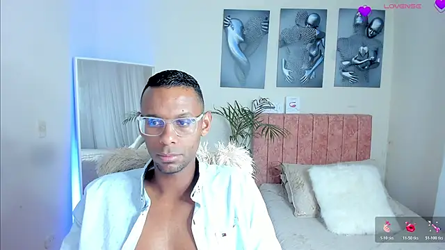 Snapshot of KingEdward_ chatting on November 12, 11:10 am KingEdward online show from November 12, 11:10 am