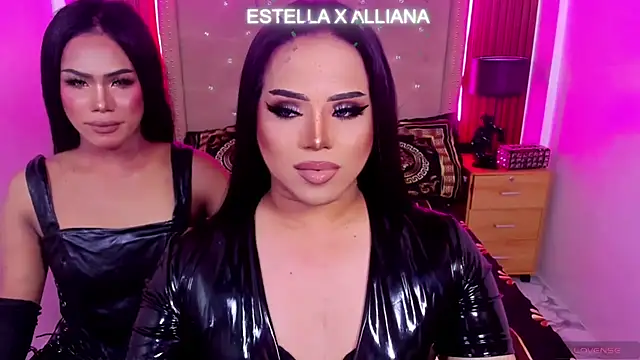 Snapshot of gordeushotcummer chatting on October 15, 10:26 am gordeushotcummer online show from October 15, 10:26 am