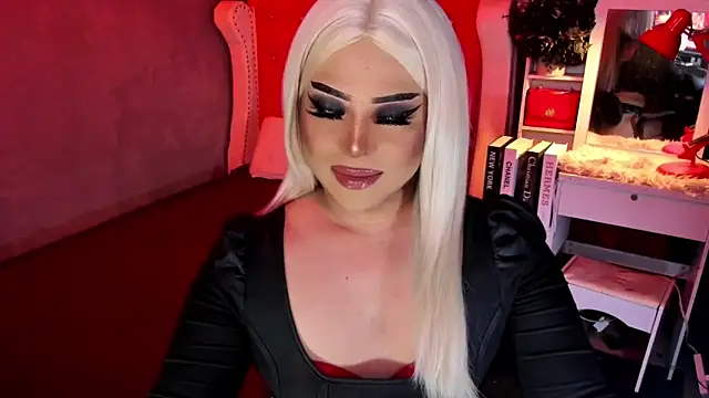 Snapshot of gordeushotcummer chatting on October 31, 9:16 pm gordeushotcummer online show from October 31, 9:16 pm