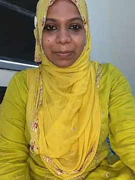 Snapshot of SpicykhalifaX chatting on June 4, 6:08 am SpicykhalifaX online show from June 4, 6:08 am