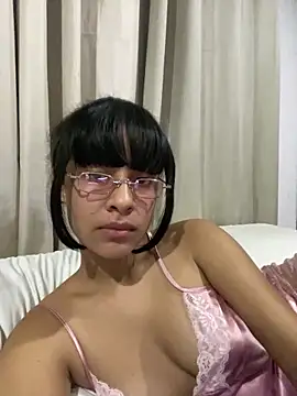 Snapshot of yourbabysquirt chatting on November 18, 5:34 am yourbabysquirt online show from November 18, 5:34 am