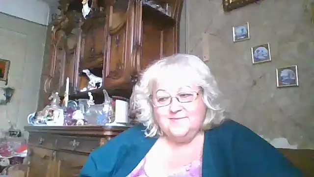 Lala-Love56 online show from September 13, 12:38 pm