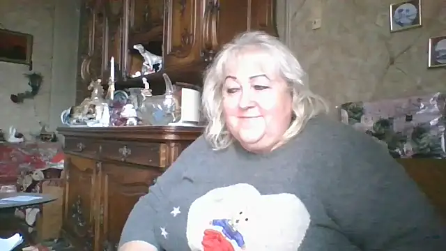 Lala-Love56 online show from September 30, 9:14 am