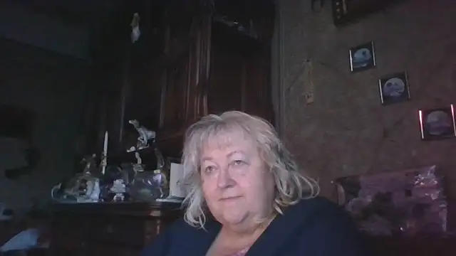 Lala-Love56 online show from October 6, 5:27 am