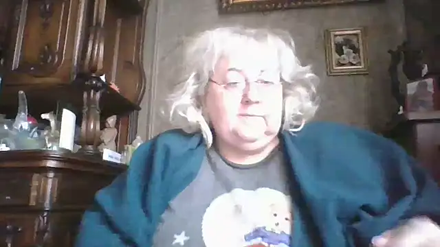 Lala-Love56 online show from October 31, 5:52 am