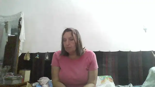 Snapshot of AnnaLive570 chatting on June 24, 3:33 pm AnnaLive570 online show from June 24, 3:33 pm
