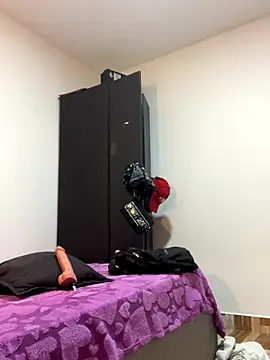 0anonimo bottom1 online show from September 29, 7:40 pm