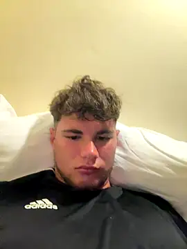 vaaalodia online show from September 19, 9:26 pm