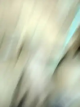 Snapshot of joreldella chatting on November 3, 11:04 pm joreldella online show from November 3, 11:04 pm