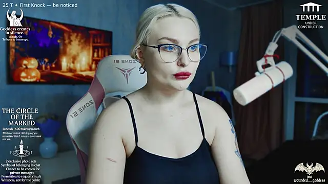 Wounded Goddess  online show from November 3, 2:51 pm